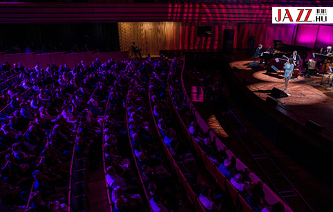 Budapest Jazz Orchestra és Roberta Gambarini