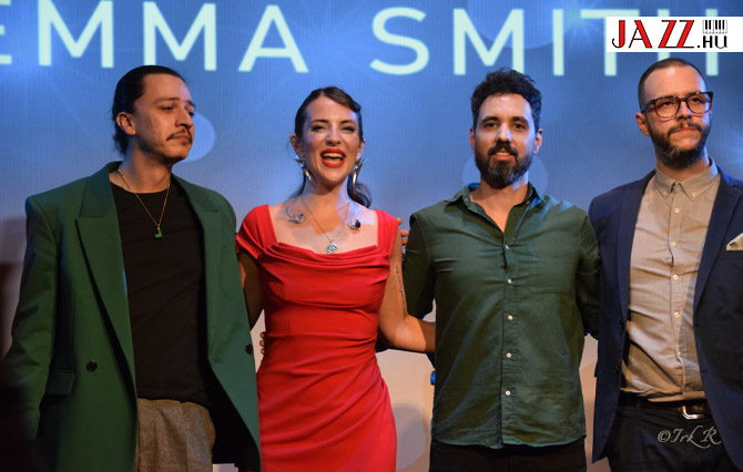 Emma Smith és az Oláh Krisztián Trió