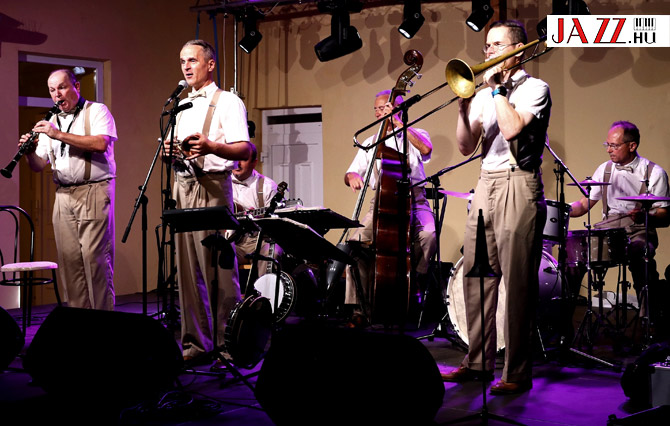 Hot Jazz Band