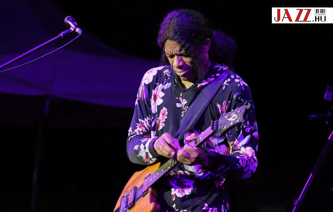 Stanley Jordan