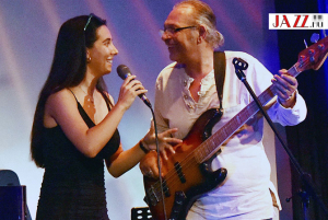 KARNEV&Aacute;L K&Aacute;NIKUL&Aacute;BAN