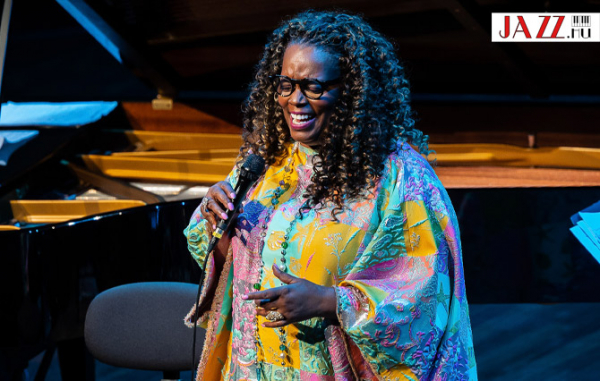 Dianne Reeves fergeteges koncertje a Müpában // Egy igazi jazzdíva harmadik látogatása Budapesten