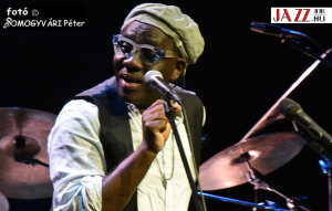 &Ouml;R&Ouml;M&Uuml;NNEP MEGLEPET&Eacute;SEK N&Eacute;LK&Uuml;L