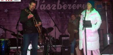 Adventi koncert Jászberényben, Szabó-programmal – ünnepi hangulatban